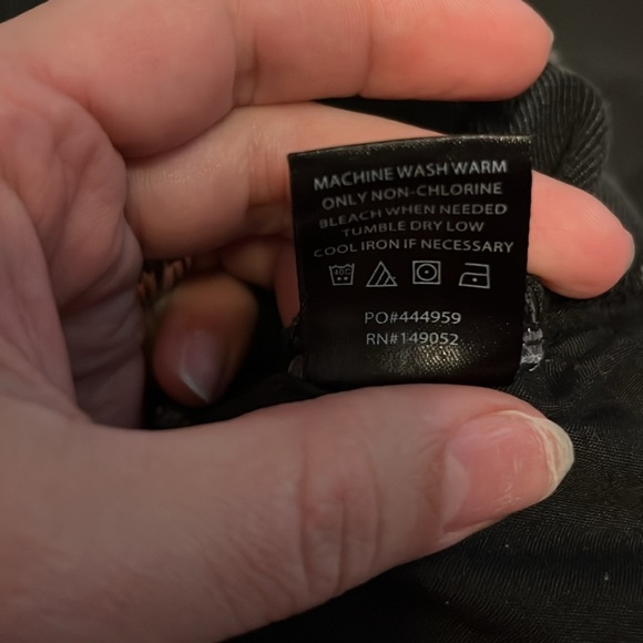 Fashion Nova distressed black jeans wider leg - Picture 4 of 4